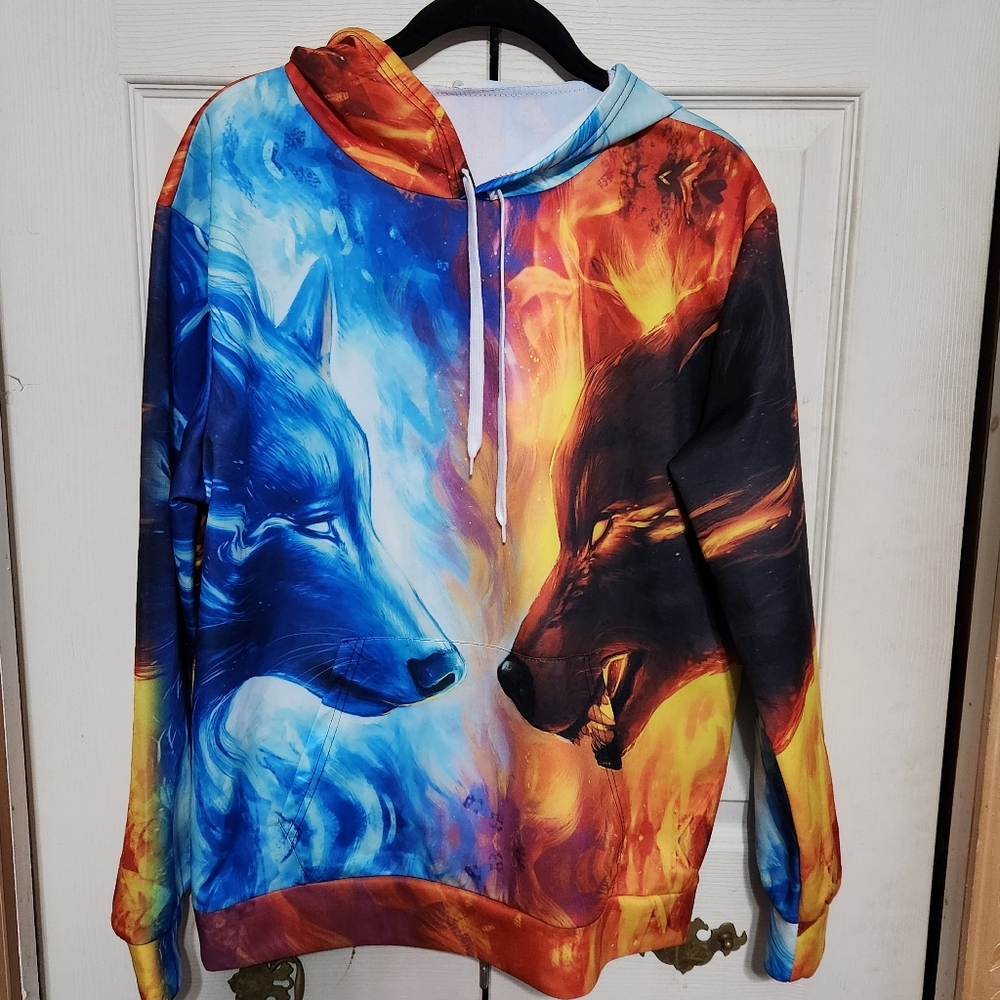 Colorful Wolf Graphic Hoodie - Picture 2 of 10